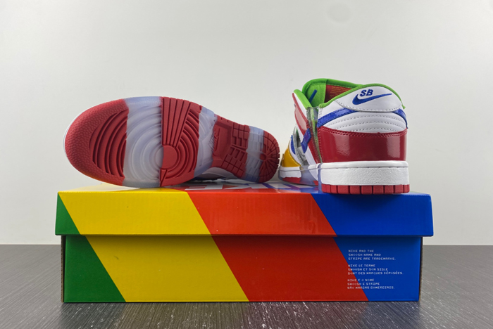 eBay x Nk SB Dunk Low "Sandy Bodecker"  FD8777-100