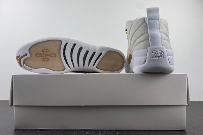 OVO x Air Jordan 12 “White 873864-102