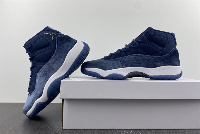 Air Jordan 11 wmnsAR0715-441