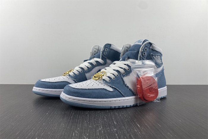 Air Jordan 1 High OG WMNS “Denim” DM9036-104