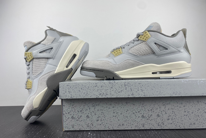 Air Jordan 4 SE Craft “Photon Dust” DV3742-021