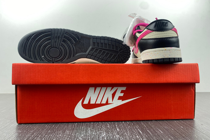 （Nike）Dunk Low Multi FD4623-131