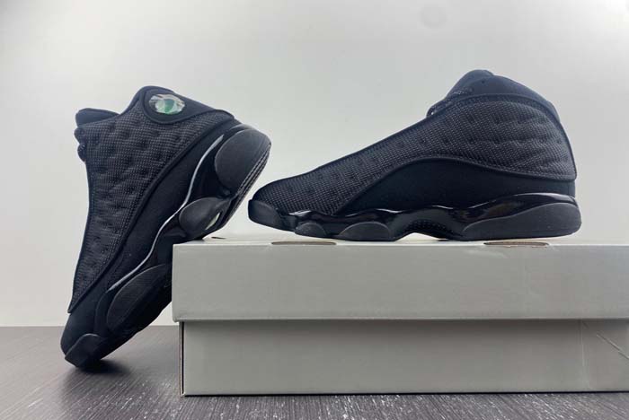 Air Jordan 13 “Black Cat”  414571-011