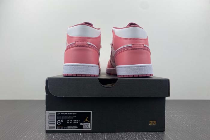 Air Jordan 1 Mid  DQ8423-616