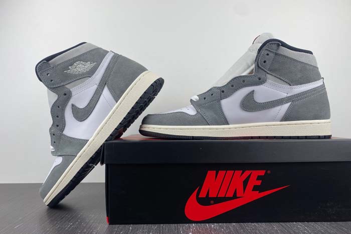 Air Jordan 1 High OG “Washed Black”  DZ5485-051