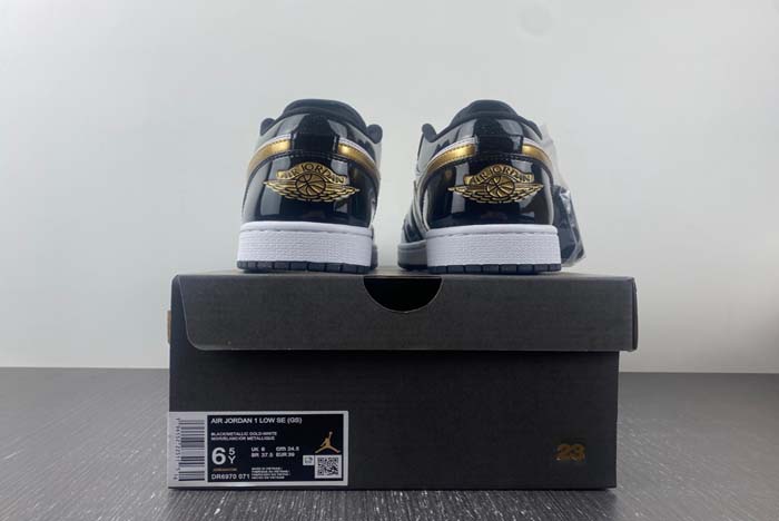 Air Jordan 1 Low  DR6970-071
