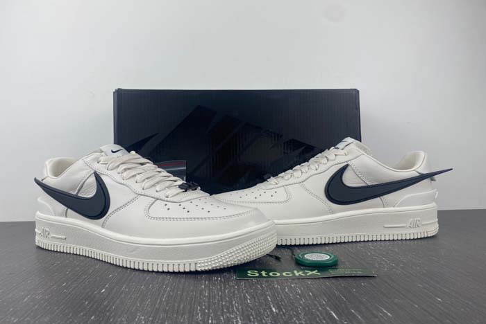 AMBUSH x Nike Air Force 1 Low   DV3464-002