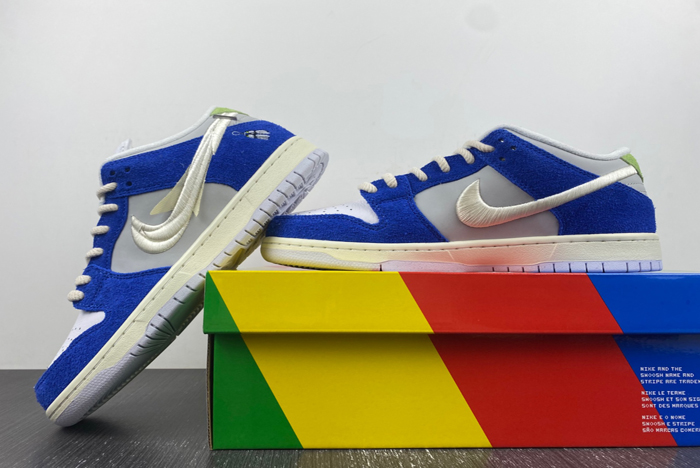 Fly Streetwear x Nike SB Dunk Low 2023  DQ5130-400