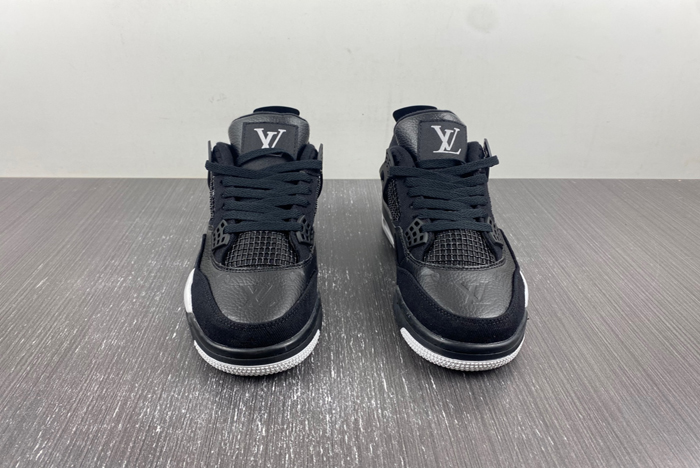 Air Jordan 4 *LV  LV6927-001