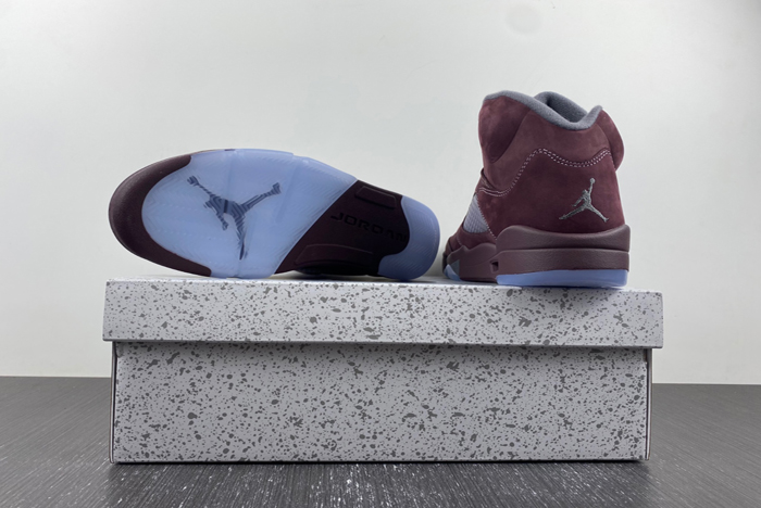Air Jordan 5 “Burgundy”  DZ4131-600