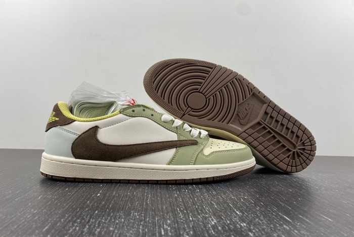 Travis Scott x Air Jordan 1 Low  DM7866-603