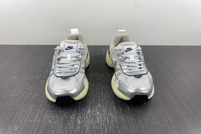 Nike Runtekk 3XL  FD0736-100 XL