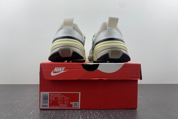 Nike Runtekk 3XL  FD0736-100 XL