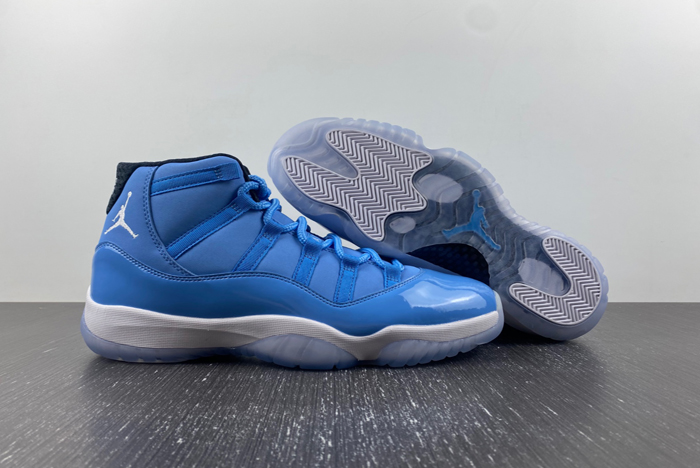 Air Jordan 11  717602-900