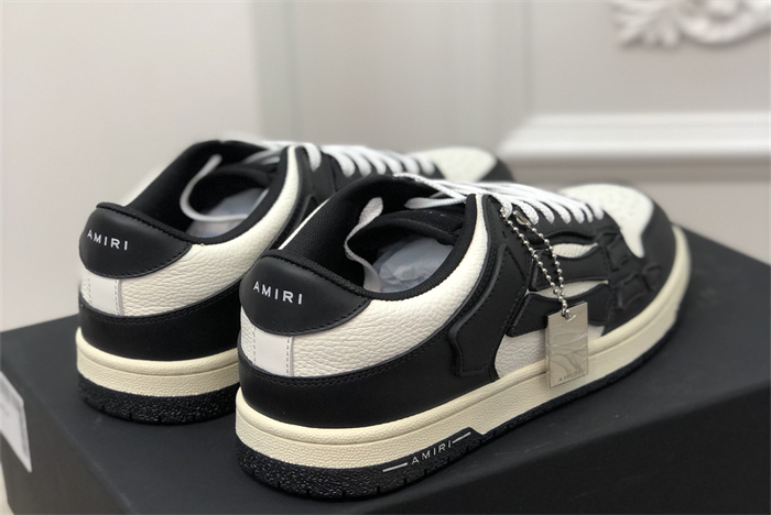AMR - AB050 Skel- top low Black White 1 (to be customized 5-7 days)