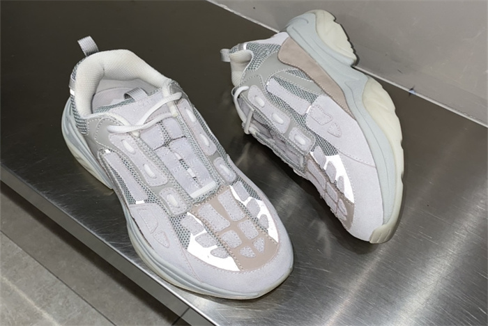 AMR -AC012 Bone Runner Grey White (to be customized 5-7 days)