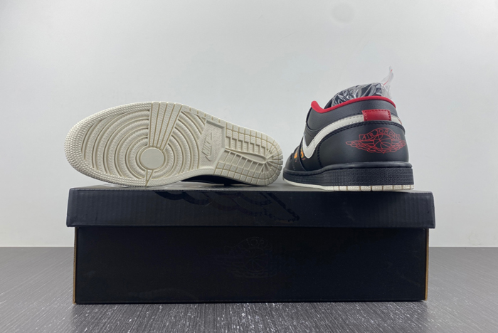 NIKE Jordan 1 Low AJ1 FJ7073-010