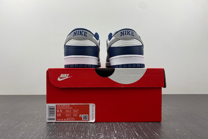 Nike Dunk Low “Midnight Navy” FD9749-400