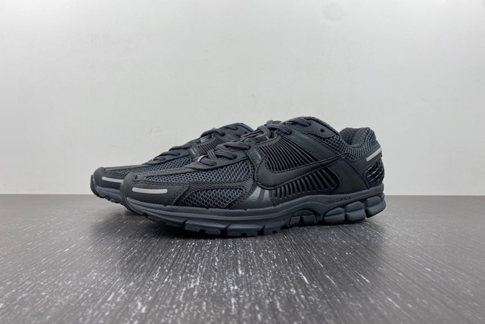 Nike Zoom Vomero 5 BV135B-002