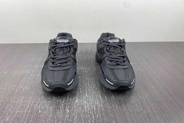 Nike Zoom Vomero 5 BV135B-002