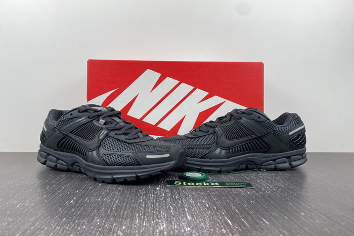 Nike Zoom Vomero 5 BV135B-002