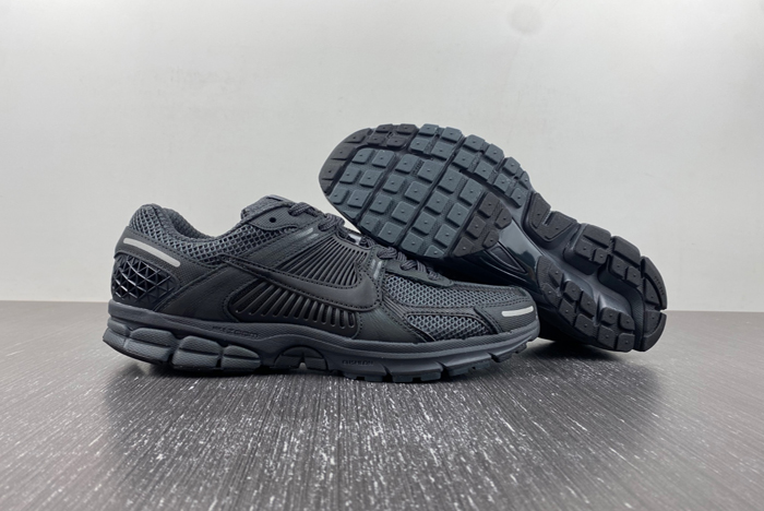 Nike Zoom Vomero 5 BV135B-002