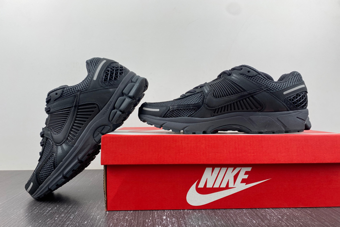 Nike Zoom Vomero 5 BV135B-002