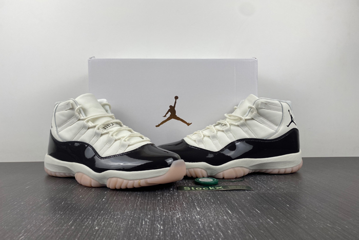 Air Jordan 11 WMNS “Neapolitan”  AR0715-101