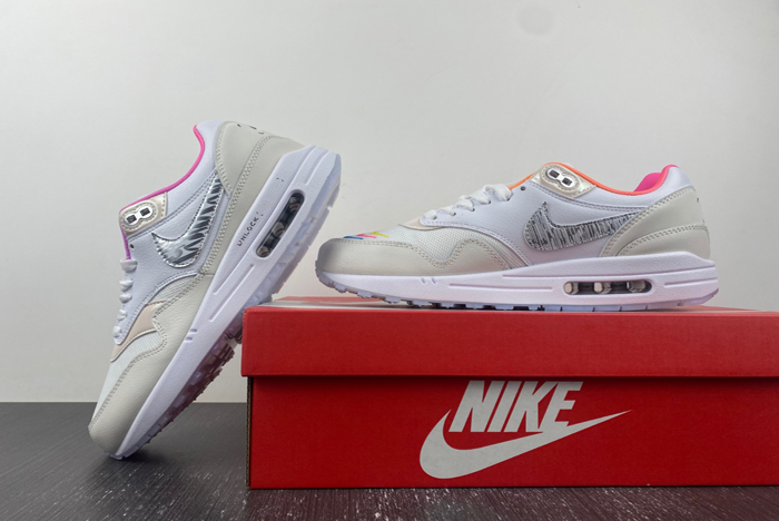Nike Air Max 1 Unlock Your Space  FN0608-101