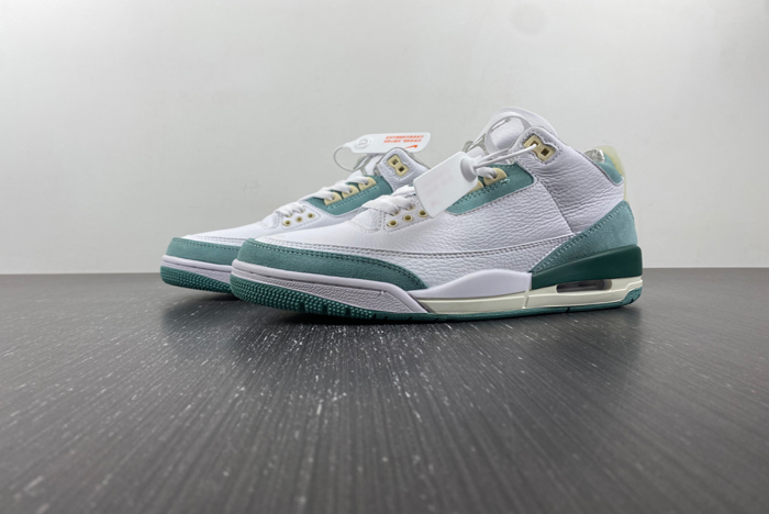Air Jordan 3  DT8532-130