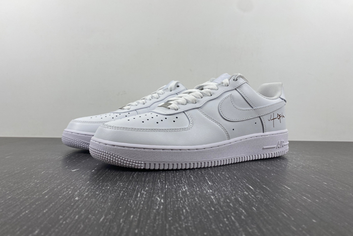 Travis Scott x Nike Air Force 1 ''07 ''Triple White'' CW2288-111(1)