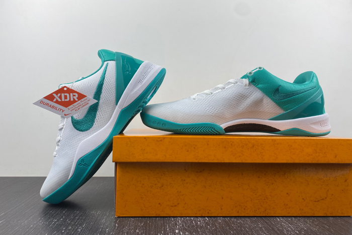 Nike Kobe 8 Protro ‘Radiant Emerald’  FQ3549-101