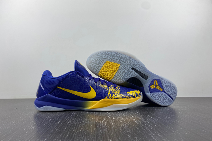 Nike Kobe 5 Protro “5 Rings”  CD4991-400