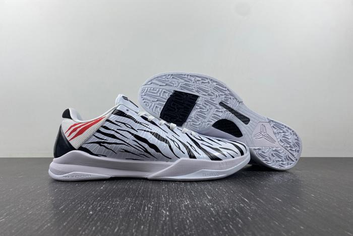 Nike Zoom KoBe 5 DB4796-004