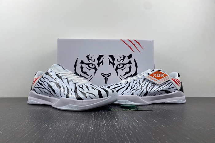 Nike Zoom KoBe 5 DB4796-004