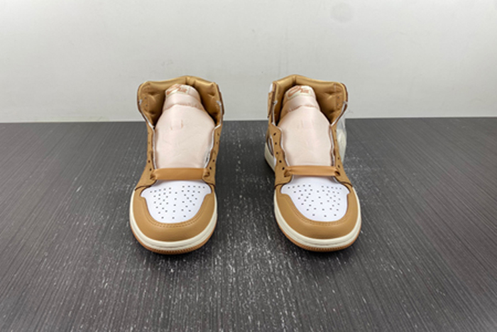 Air Jordan 1 High OG WMNS “Praline”  FN6622-201