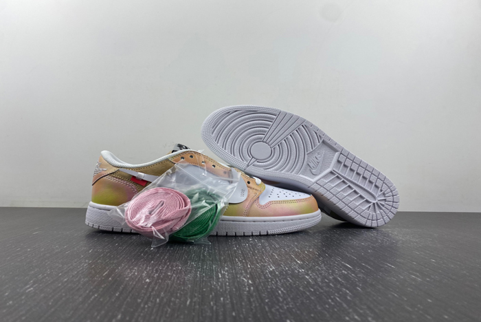 Air Jordan 1 Low OW  CZ0790-109