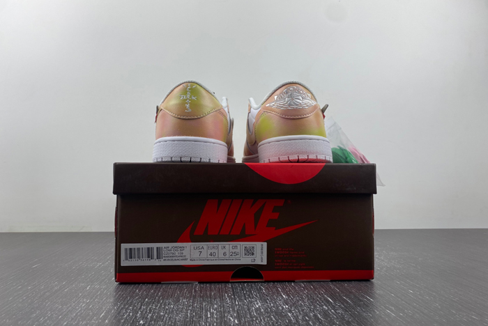 Air Jordan 1 Low OW  CZ0790-109