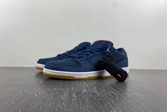 Nike SB Dunk Low Pro ISO  CW7463-401