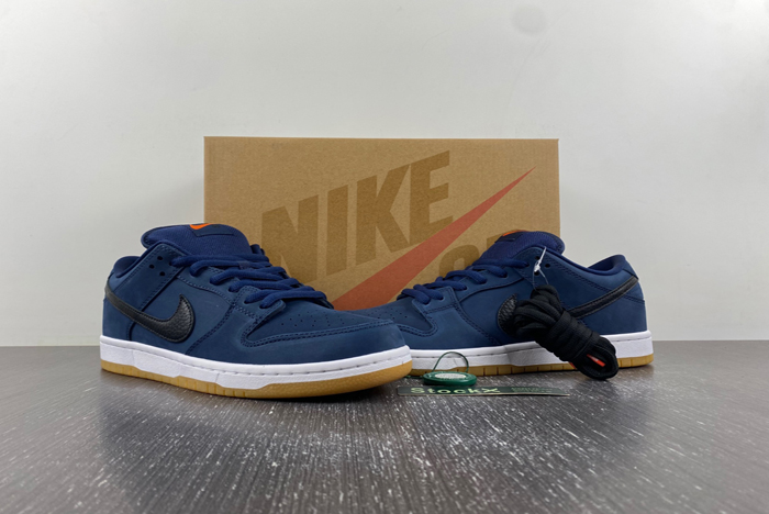 Nike SB Dunk Low Pro ISO  CW7463-401