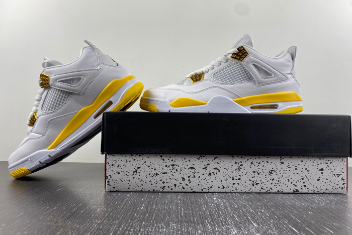 Air Jordan 4 WMNS “VividSulfur”  AQ9129-101