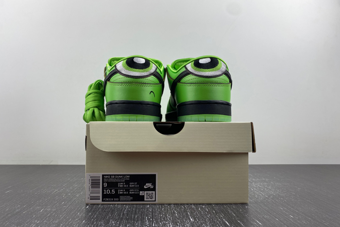 The Powerpuff Girls x Nike SB Dunk Low  FZ8319-300 (1)