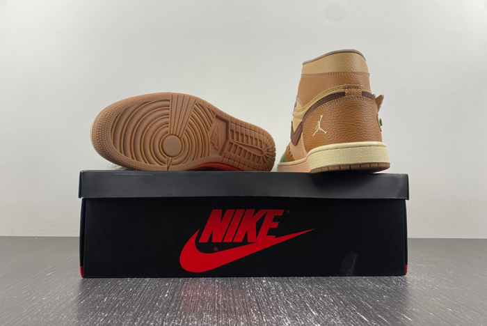 Zion Williamson x Air Jordan 1  DZ7292-100
