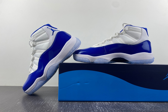 Air Jordan 11  CT8012-114
