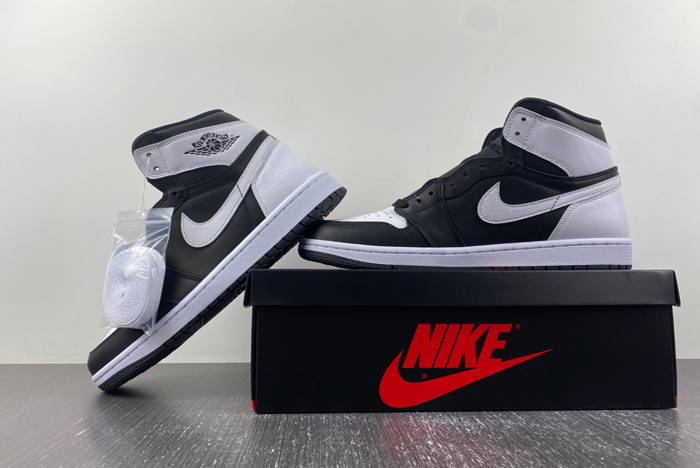 Air Jordan 1 High OG “Reverse Panda”  DZ5485-010