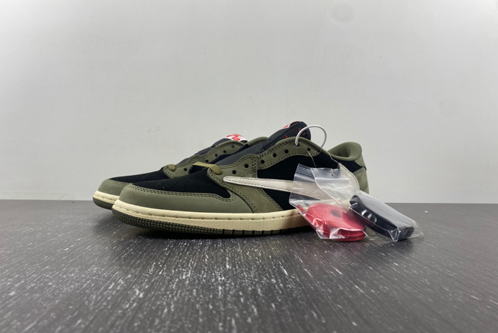 TS x AJ1 Travis Scott x Air Jordan 1 Low OG  DM7866-002