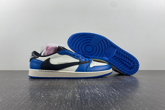 Travis Scott x Air Jordan 1  DM7866-888
