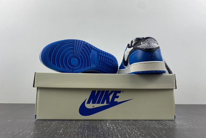 Travis Scott x Air Jordan 1  DM7866-888