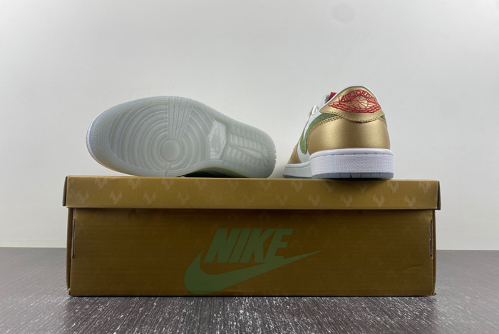 Air Jordan 1 Low OG “Year Of The Dragon”   FQ6593-100