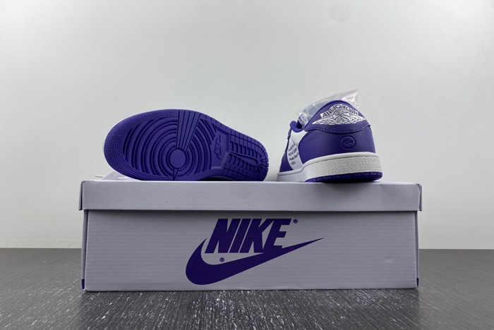 OFF-WHITE x Travis Scott x Air Jordan 1 OW  DM7890-386